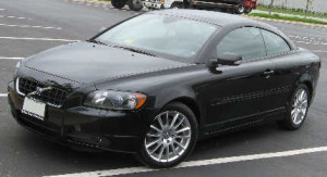 Why would anybody create a car like this without ANY POSSIBLE WAY to pipe in digital sound? (Volvo C70)